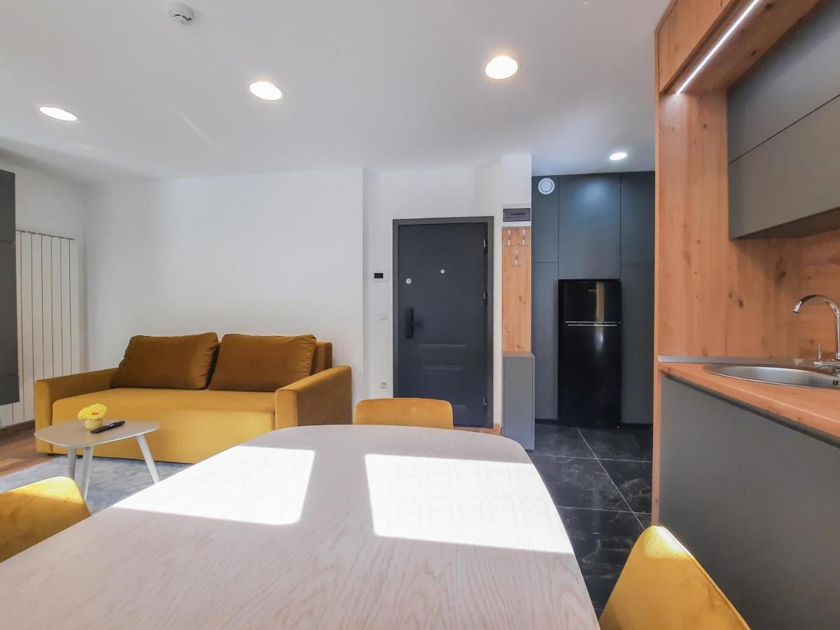 Royal Maison Apartments Cluj-Napoca Esterno foto