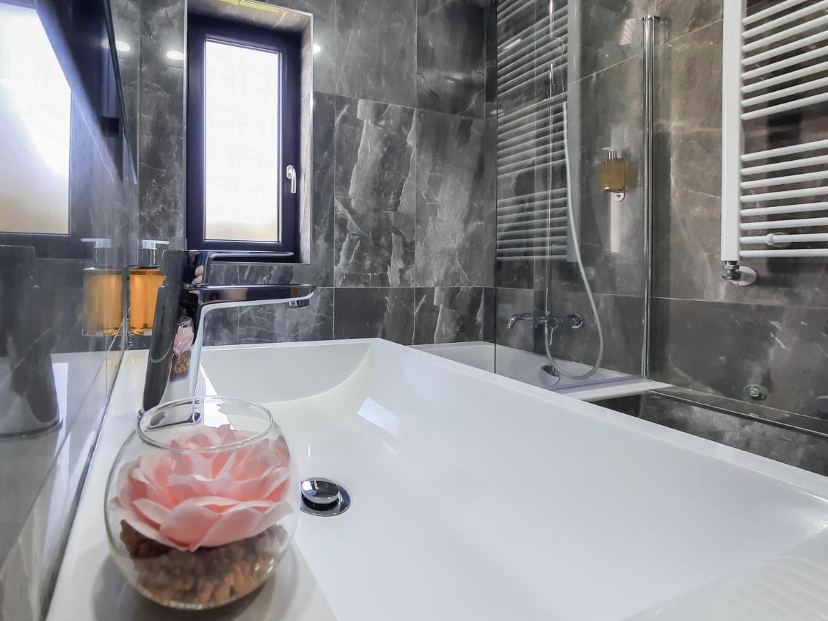 Royal Maison Apartments Cluj-Napoca Esterno foto